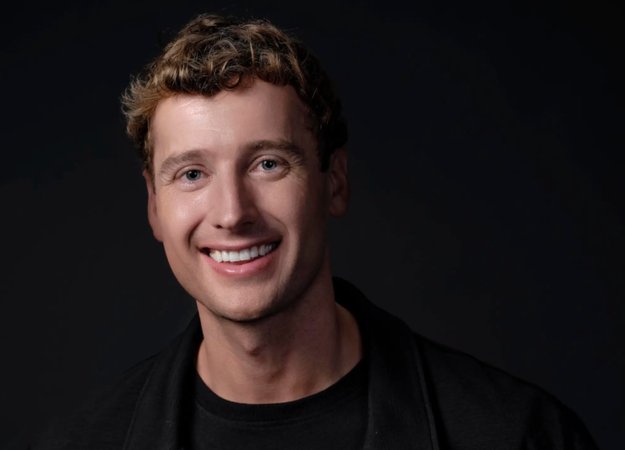 Harvey Acquires Hexus to Expand AI-Powered Legal Tech Tools and Demos