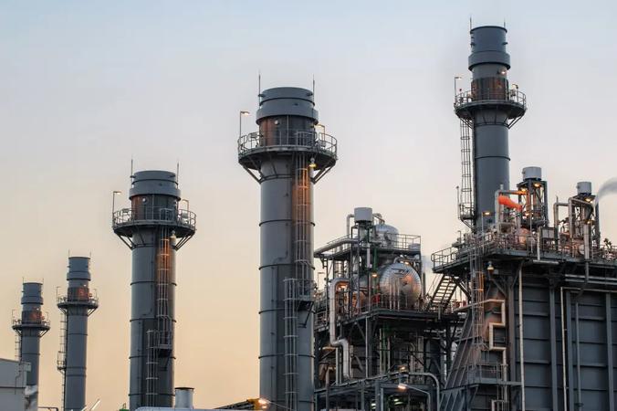 AI Data Centers Drive Up Electricity Prices, Prompting Calls for Tech to Power Themselves