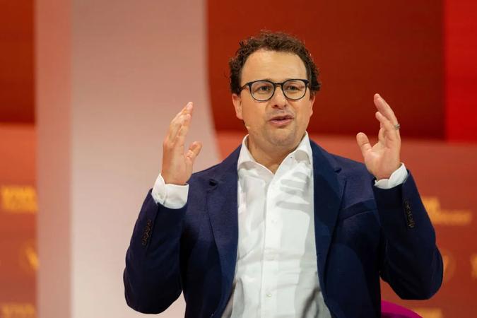 Unauthorized Access to Anthropic's Mythos Cybersecurity AI Sparks Major Security Concerns