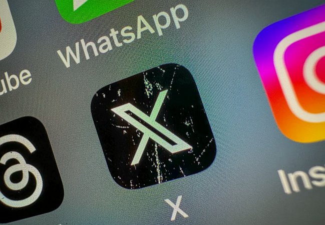 Elon Musk’s X Launches AI-Powered Ad Platform to Win Back Advertisers