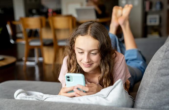 Meta Uses AI to Detect Underage Users by Scanning Photos and Videos for Visual Age Clues