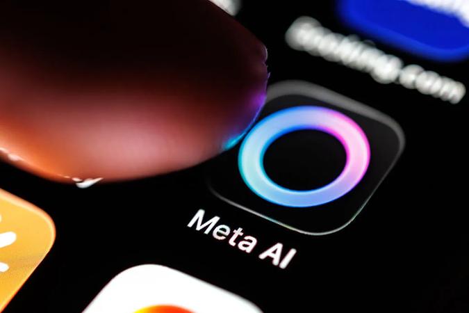 Meta launches AI-powered pendant to record conversations, building on Limitless acquisition