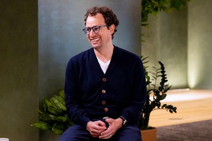 Anthropic CEO Dario Amodei Reveals He Has Only One Direct Report — Everyone Else Answers to His Sister