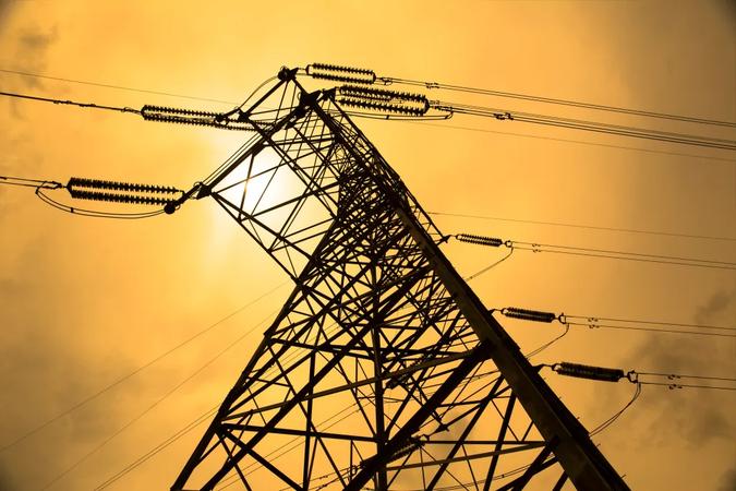 Data Center Power Surge: How a Downed Power Line Near DC Exposed Grid Vulnerabilities