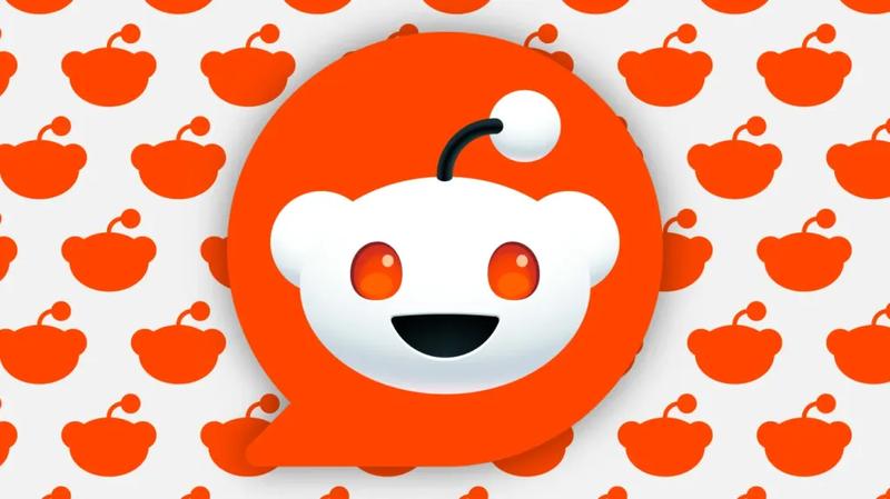 Reddit Beats Q2 Earnings Estimates but Warns of 'Choppy' Search Traffic, Spooking Investors