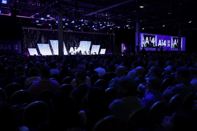 Open-Source AI Models Are 'Scary' and Hard to Control, Warn Nobel Winner Geoffrey Hinton and Fei-Fei Li