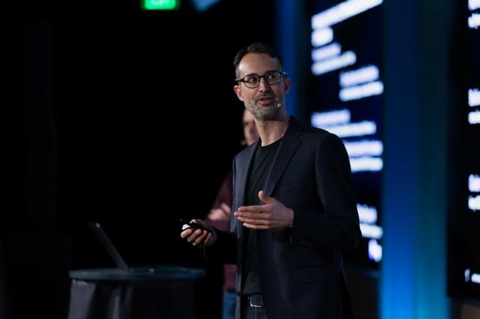 Kog Startup Reveals Fast AI Inference on Standard GPUs, Challenging Cerebras in IPO Era