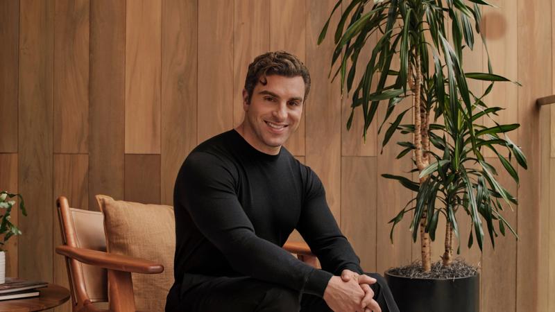 Airbnb Launches AI-Powered Search in Major Fall Update, CEO Brian Chesky Reveals Future of Travel Discovery and Voice AI