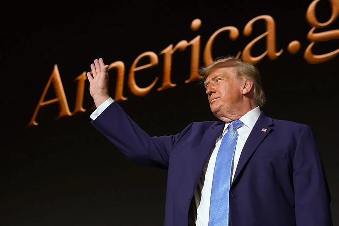Trump Held Secret Meeting With Elon Musk Before Venezuela Invasion, Used Grok AI to Gauge Maduro Capture Response